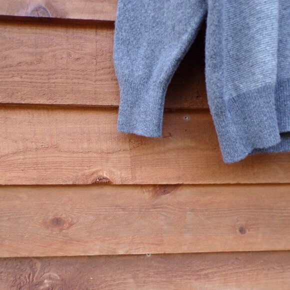 Alan Paine 100% Lambswool Men's Crewneck Gray Sweater. Made in England. EUC. - Picture 5 of 10